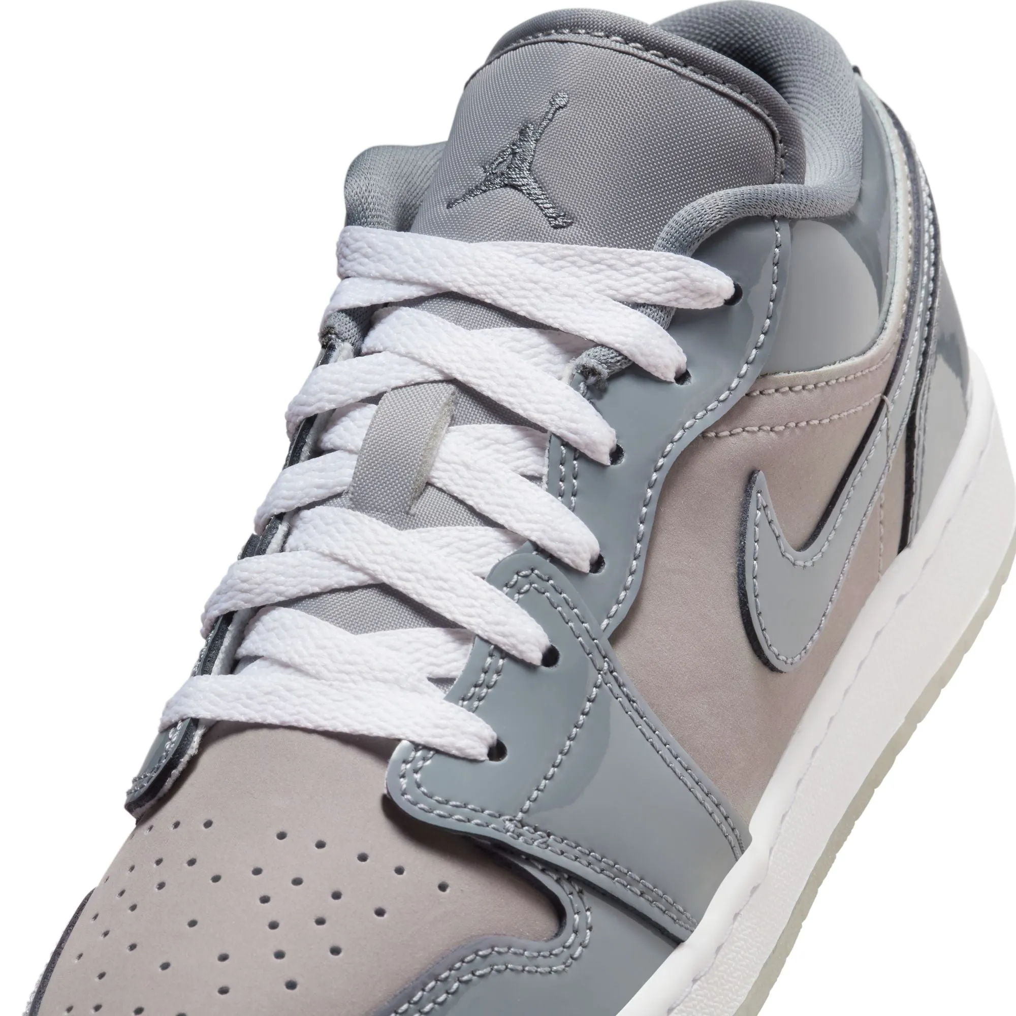 AIR JORDAN 1 LOW SE (GS) PATENT COOL GREY
