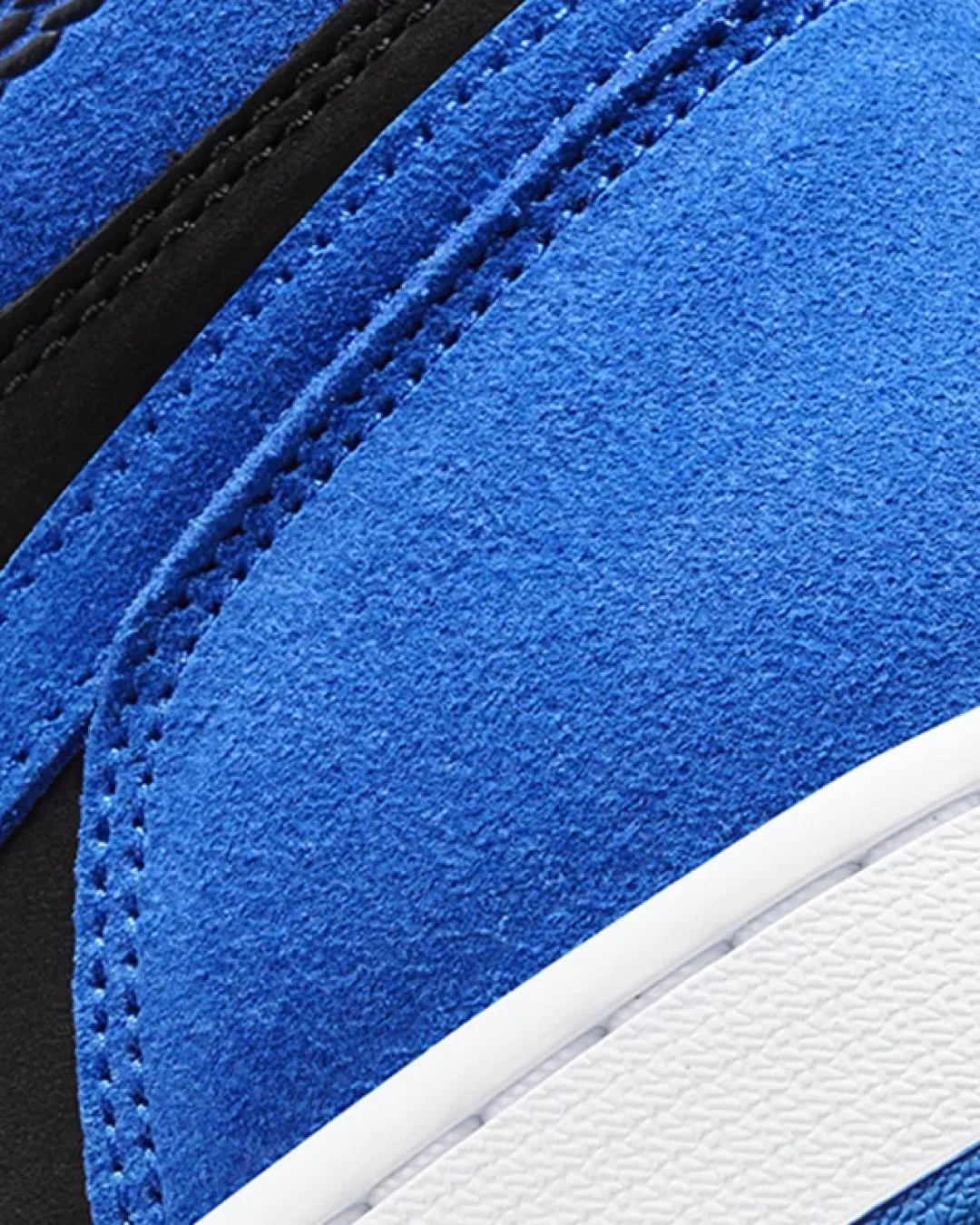 Air Jordan 1 Retro High OG Royal Reimagine Sneakers