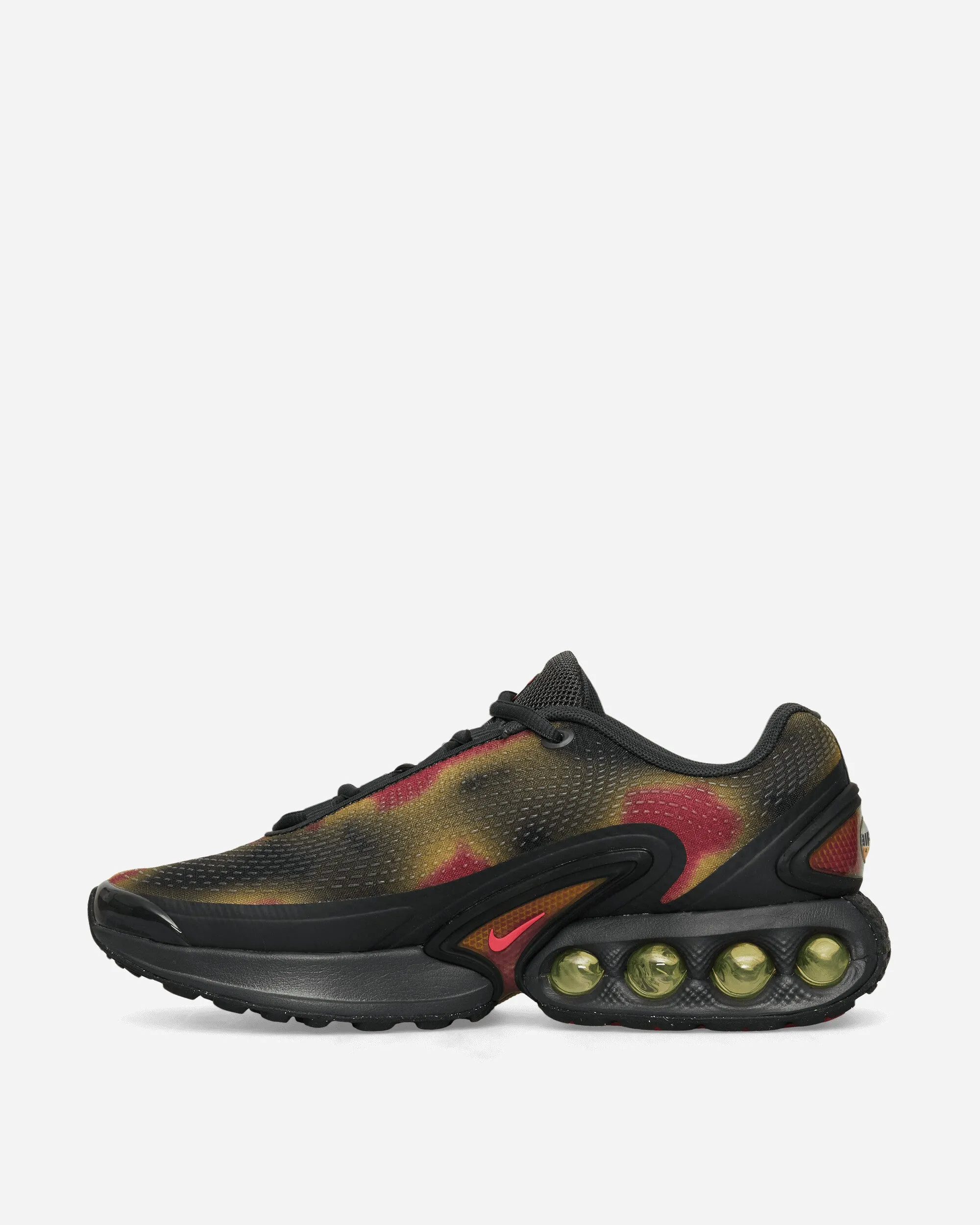Air Max DN Sneakers Black / Sweet Beet / Red Orbit