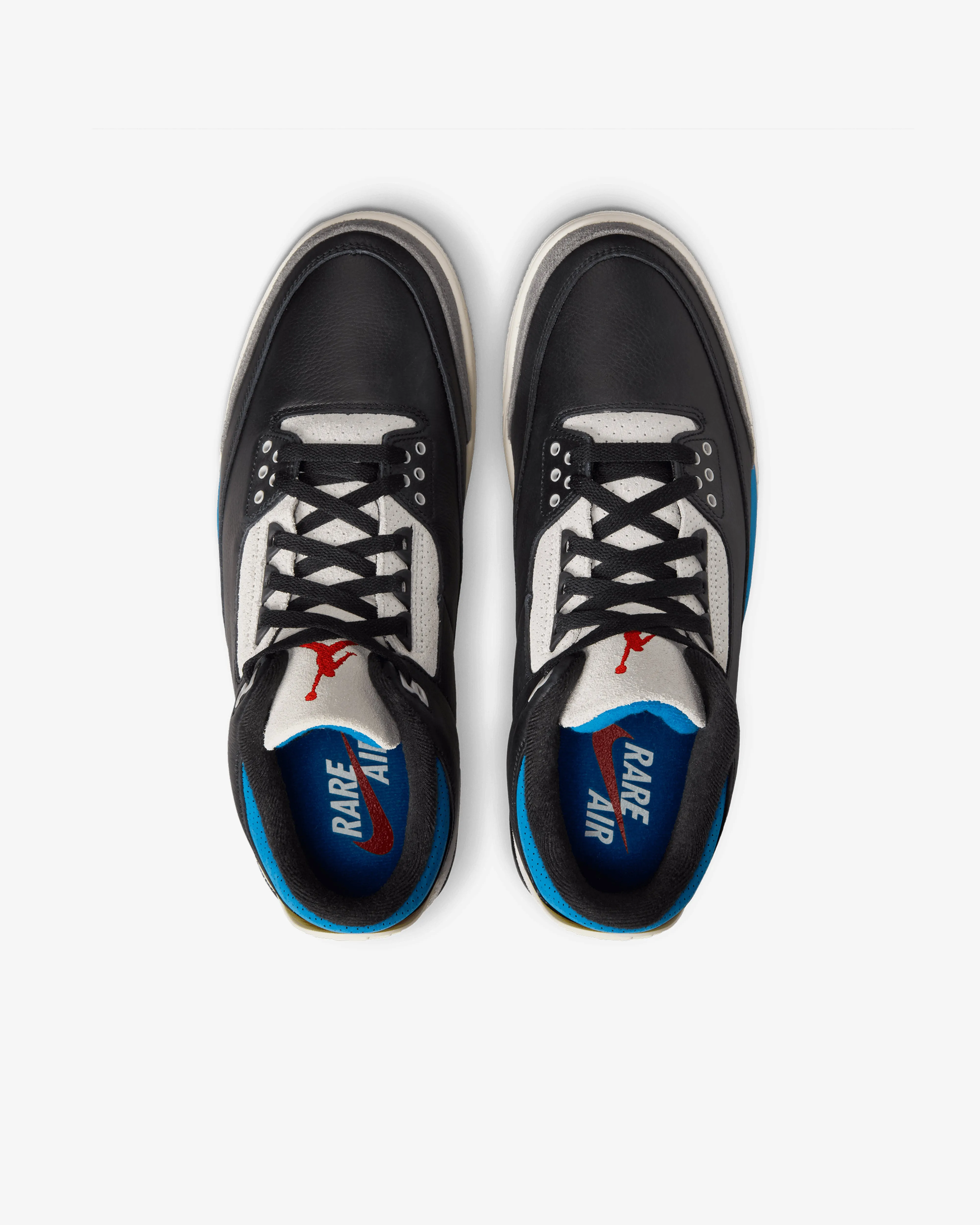 Nike - Air Jordan 3 Retro OG Sneakers - (Black/Chile Red)