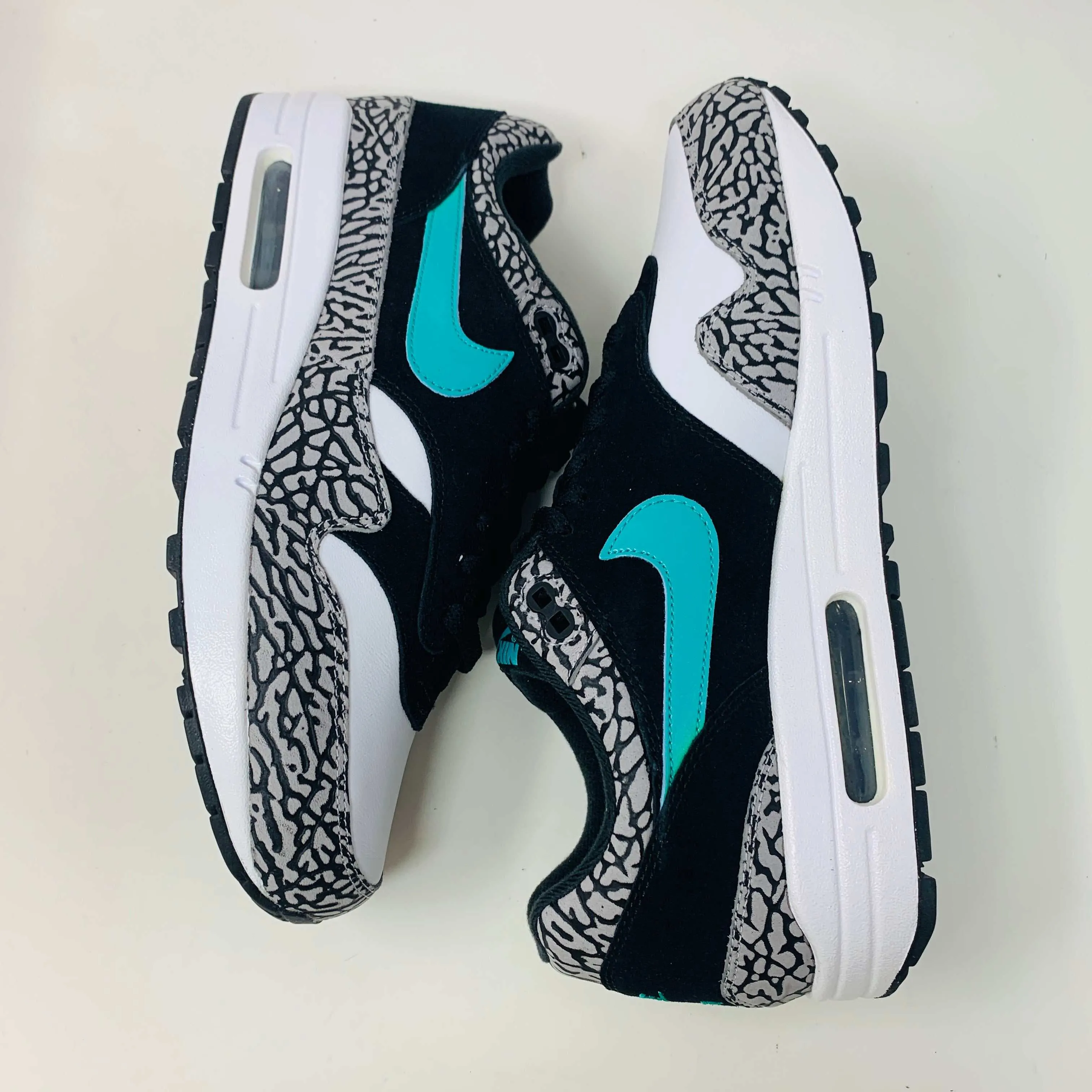 Nike Air Max 1 atmos Elephant (2017)