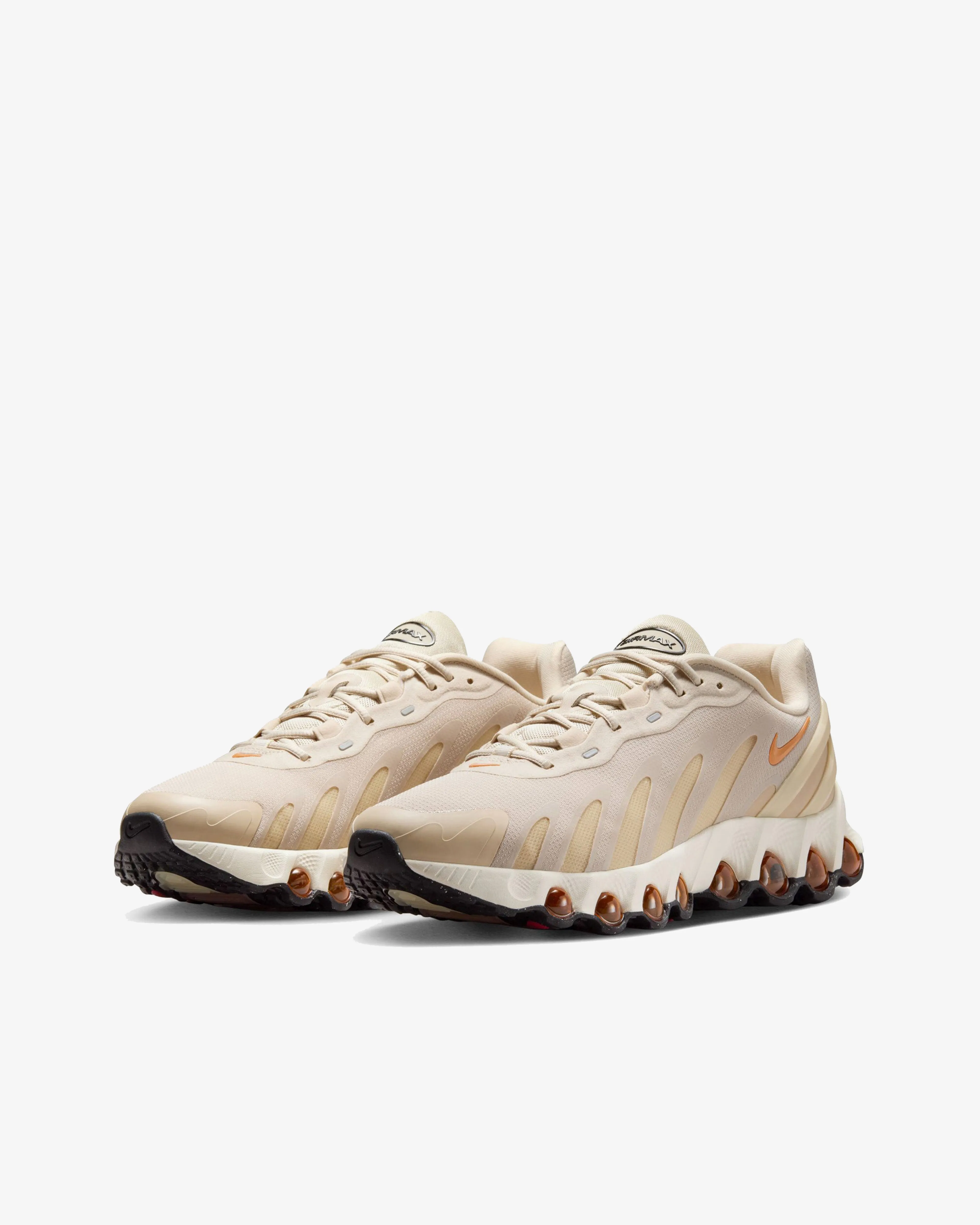 Nike - Air Max DN8 Sneakers - (Light Khaki/Monarch)