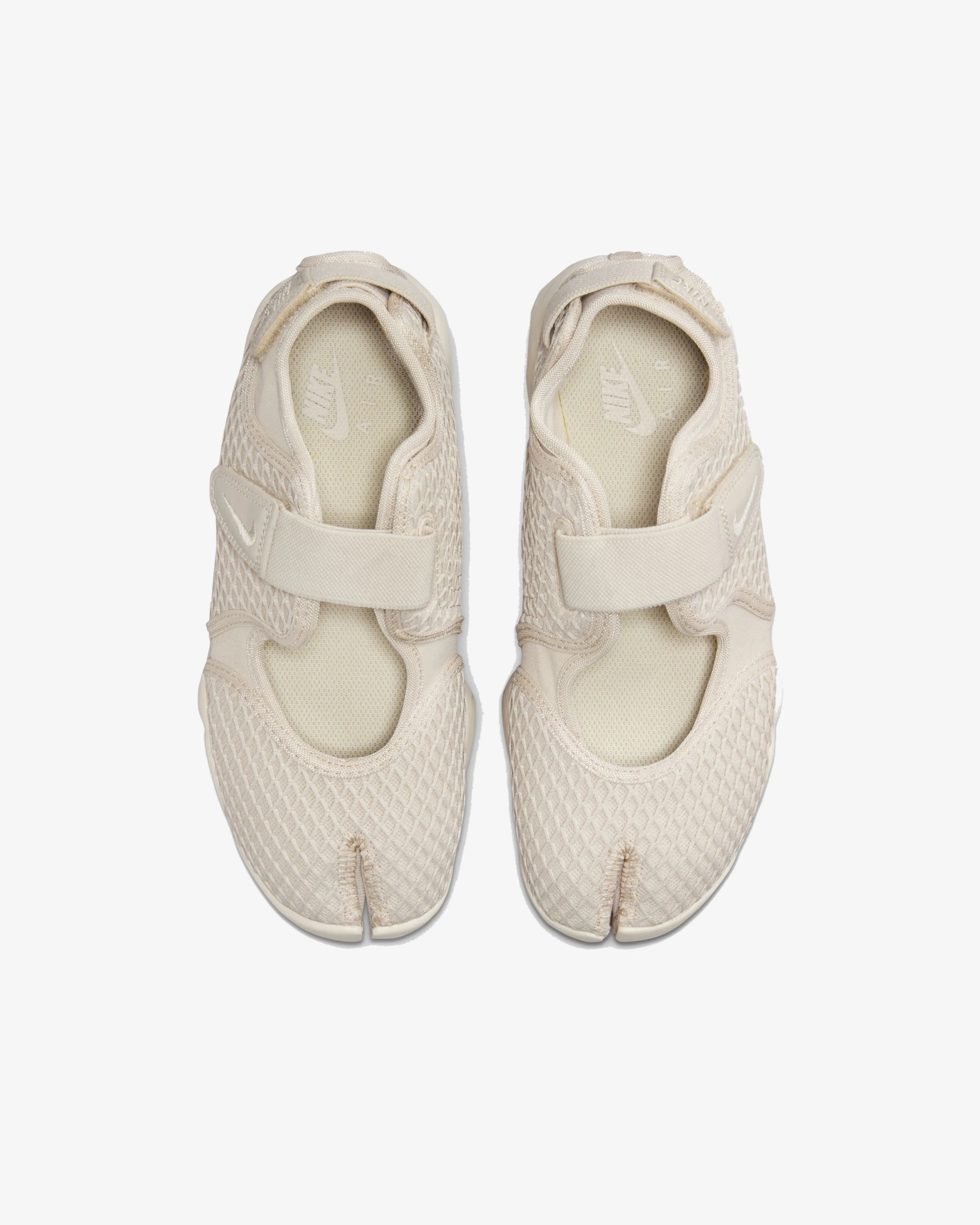 Nike - Air Rift Sneakers - (Light Orewood/Brown)