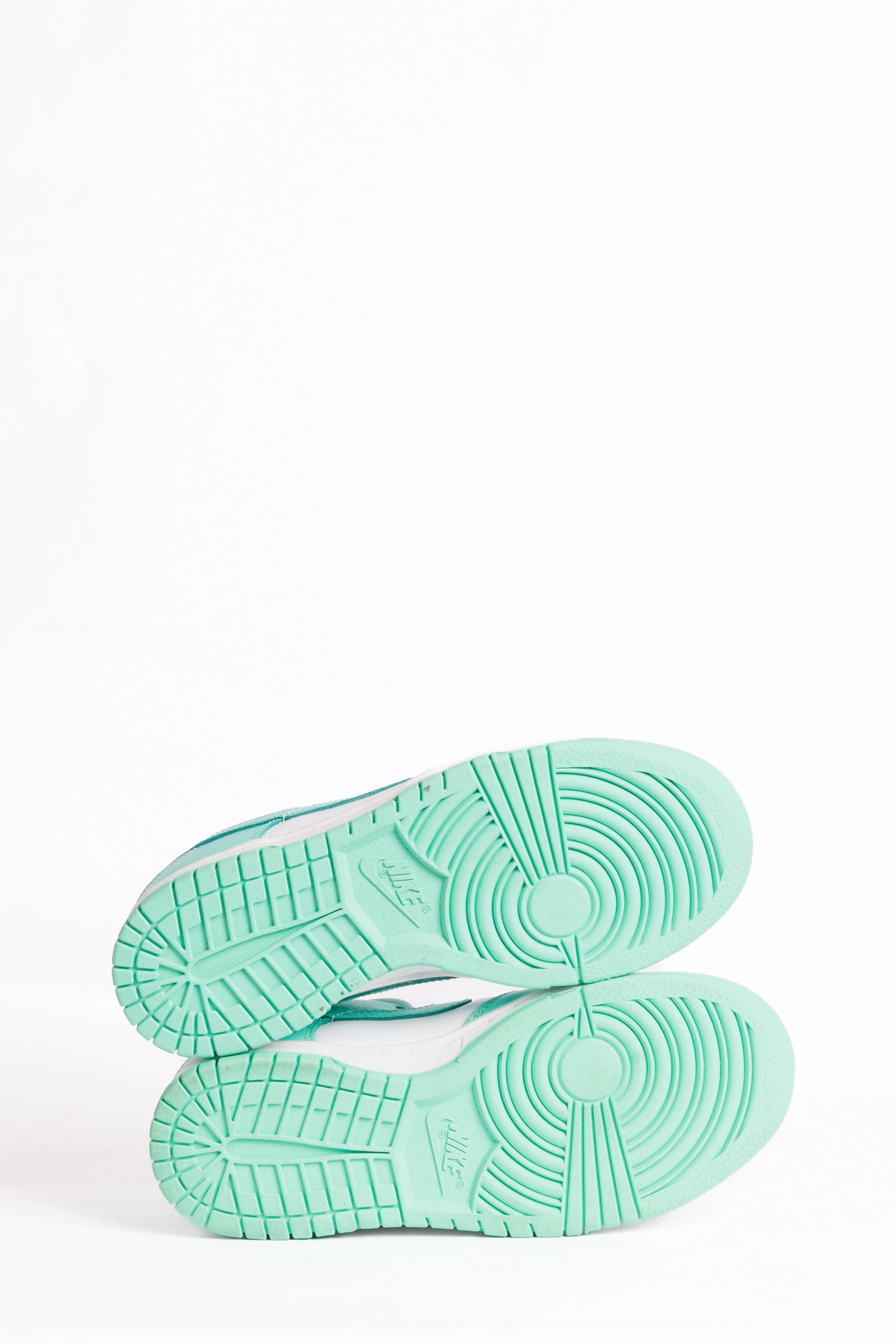 Nike Dunk Low 'Green Glow' (2021) [W]