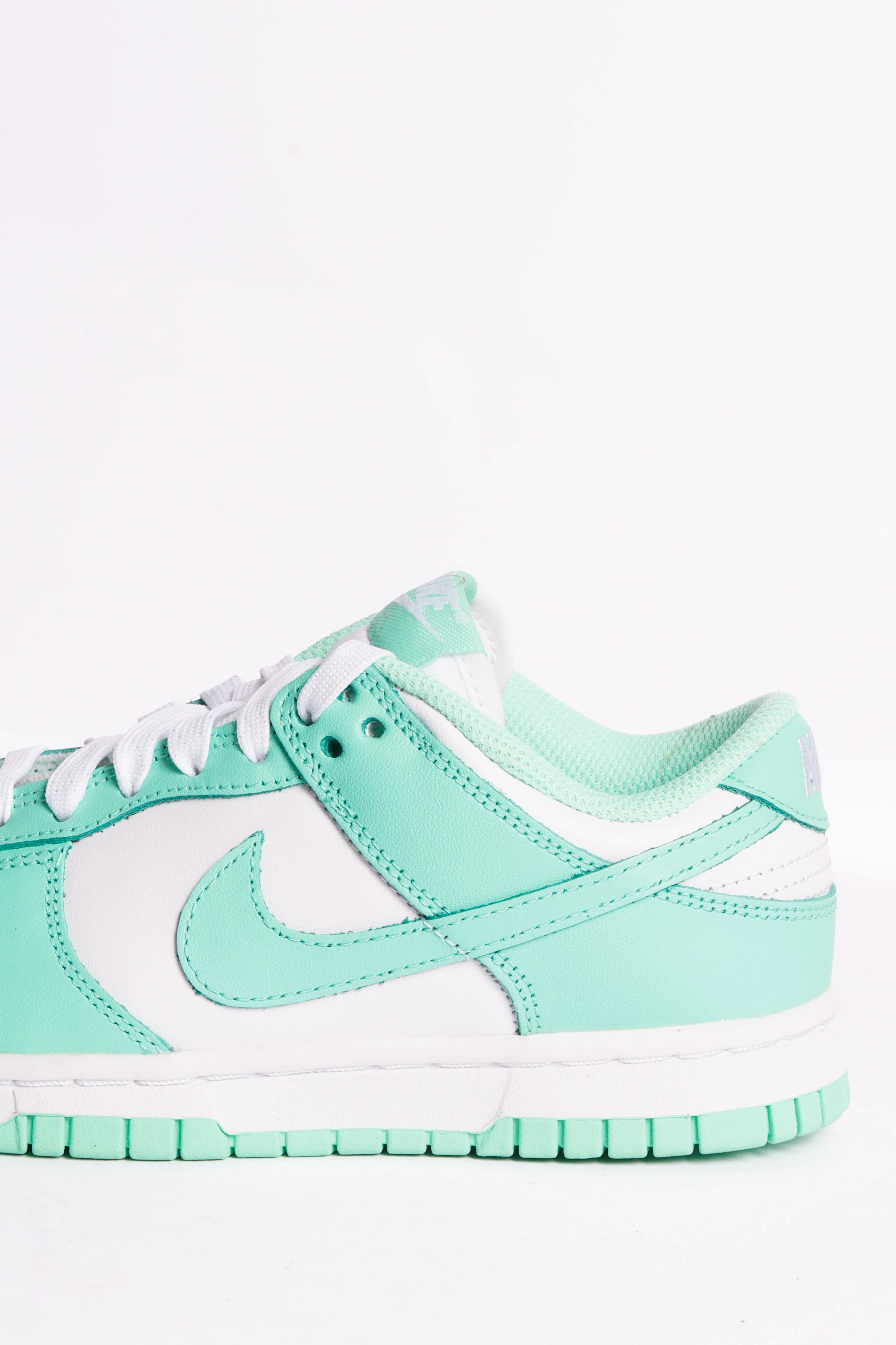 Nike Dunk Low 'Green Glow' (2021) [W]