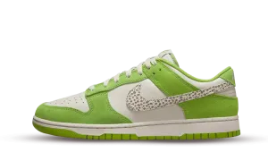 Nike Dunk Low Safari Swoosh Chlorophyll
