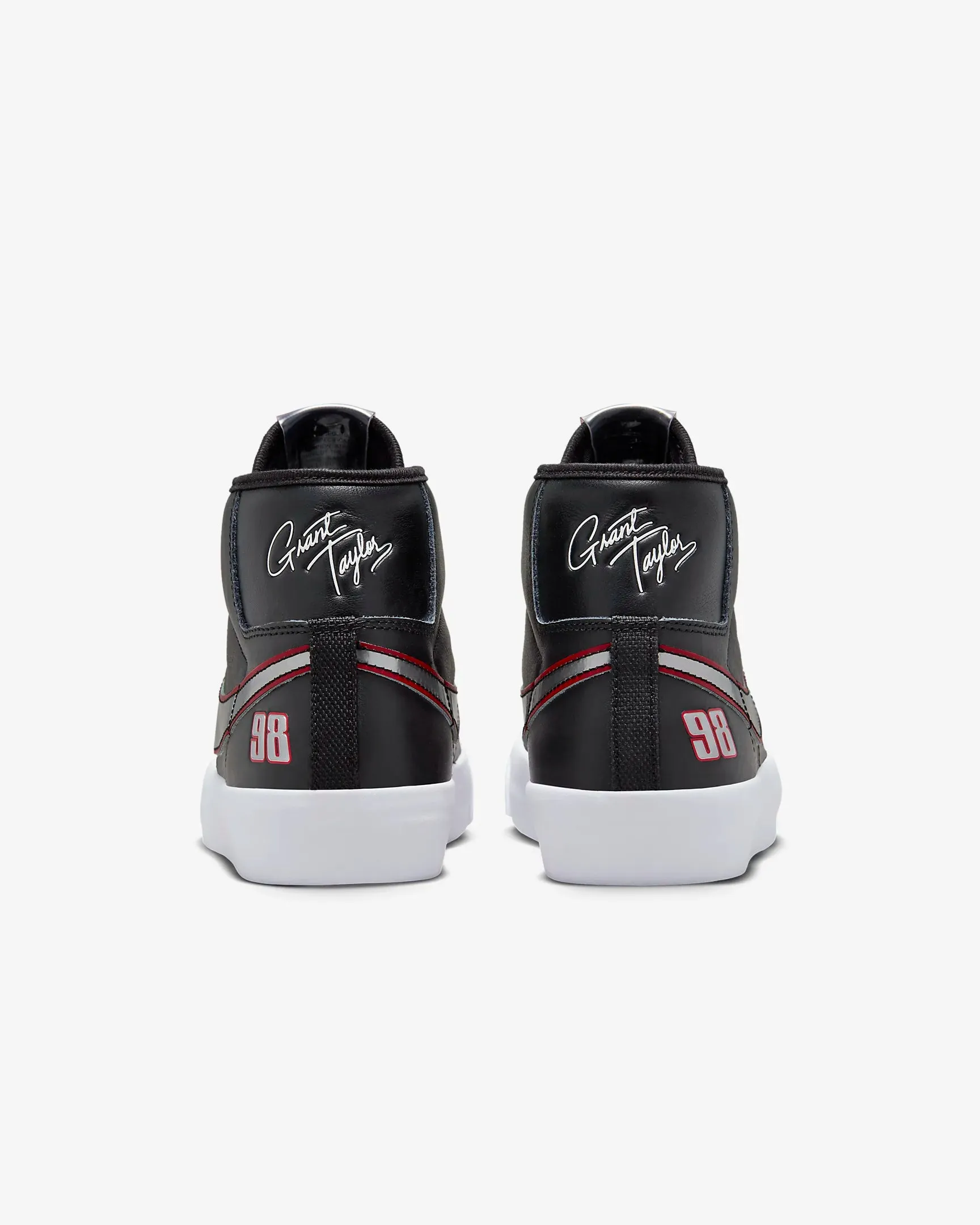 Nike SB Blazer Mid Pro GT // Black/Metallic Silver