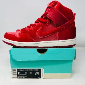 Nike SB Dunk High Red Velvet