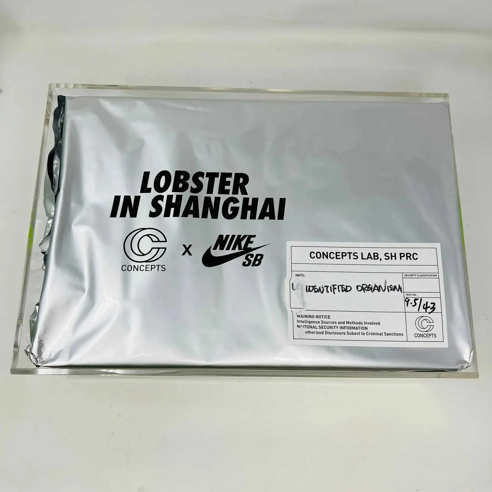 Nike SB Dunk Low Concepts Green Lobster (Shanghai Special Box)