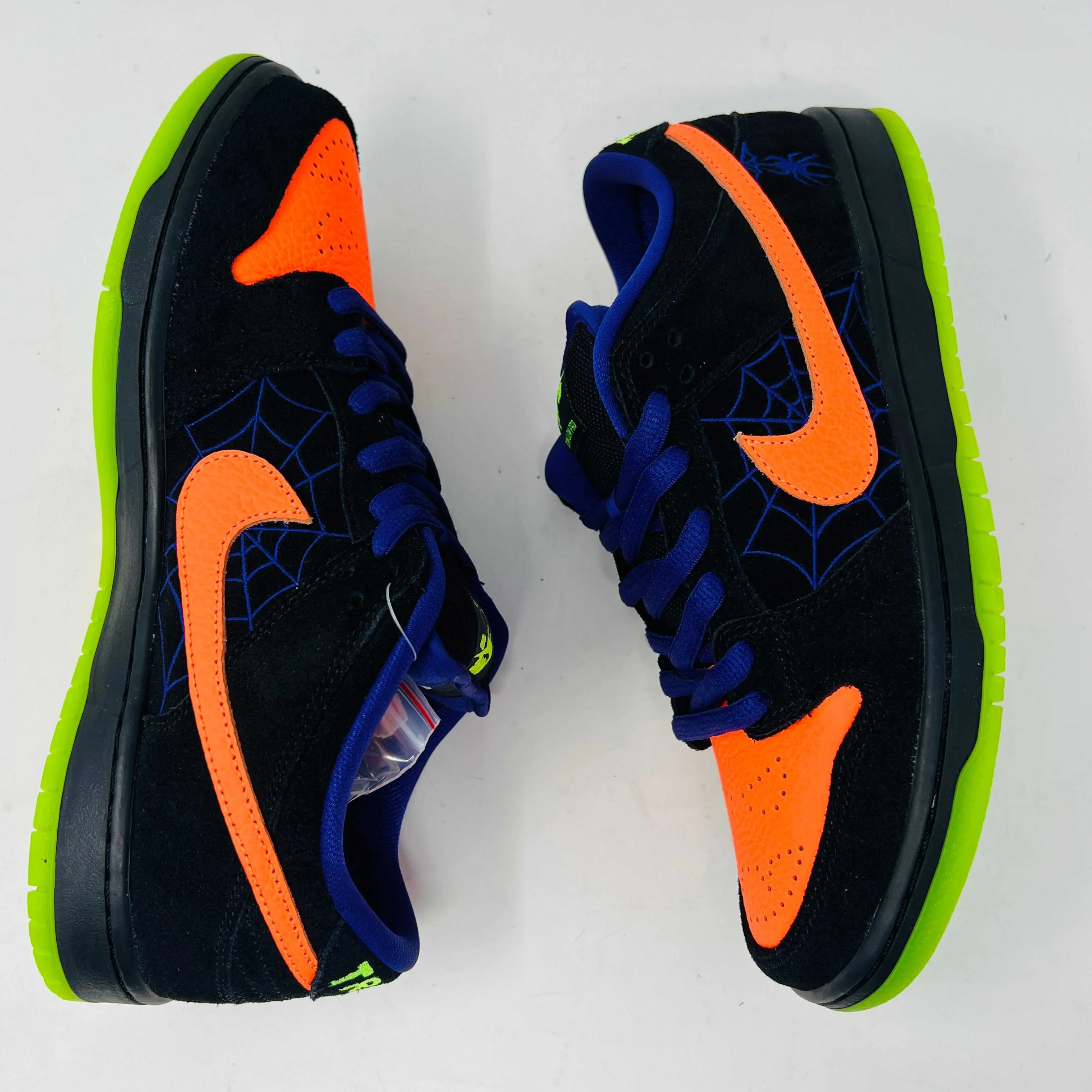 Nike SB Dunk Low Night of Mischief Halloween Special Box