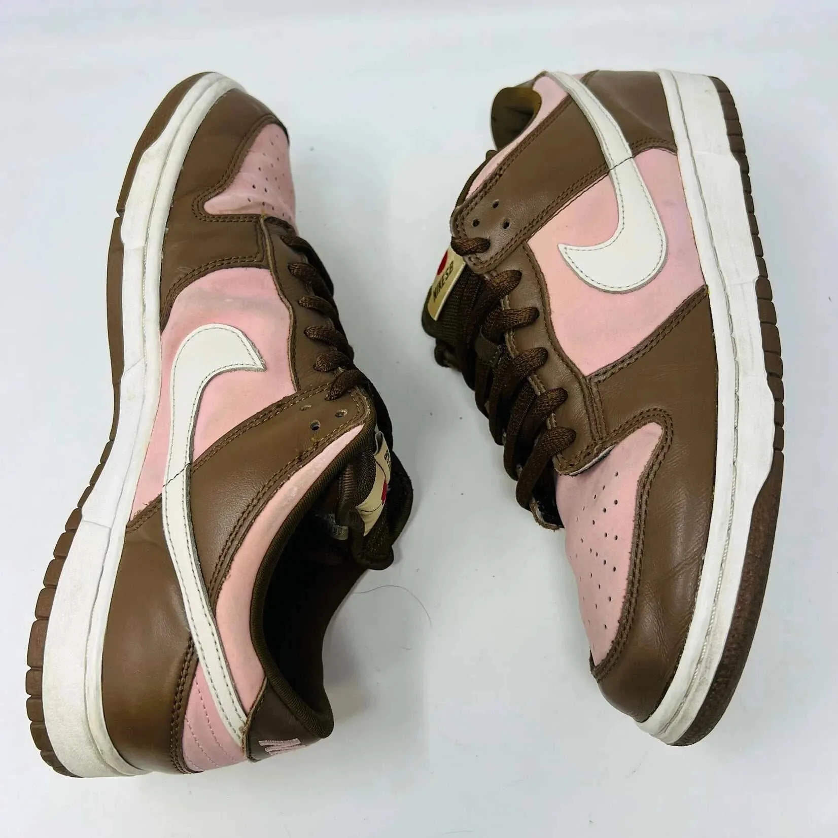 Nike SB Dunk Low Stussy Cherry