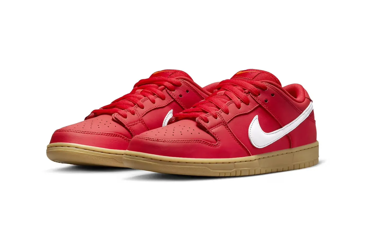 Nike SB Dunk Low  // University Red/White/Gum