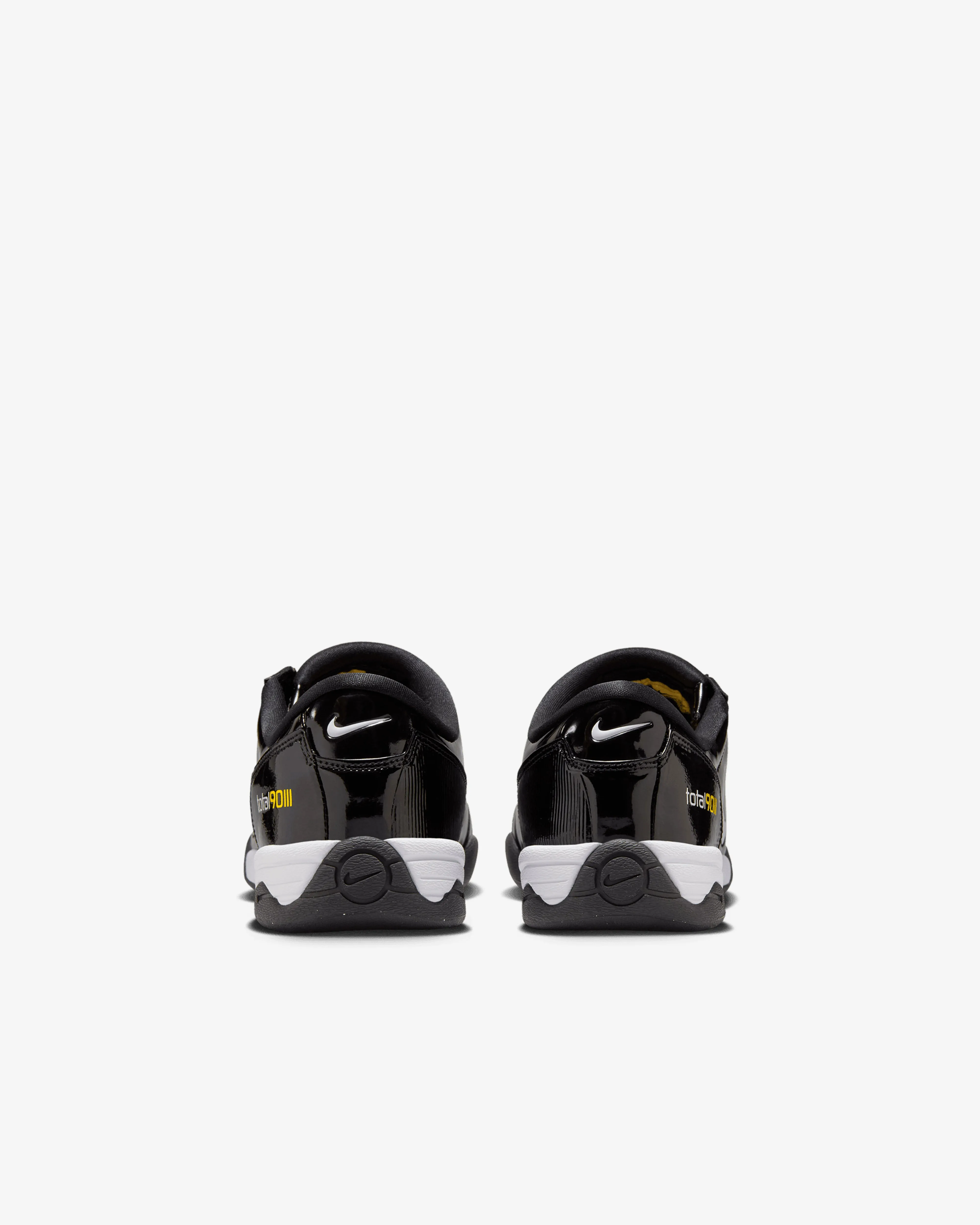 Nike - T90 SP Sneakers - (Black/White)