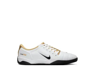 Nike Total 90 SP