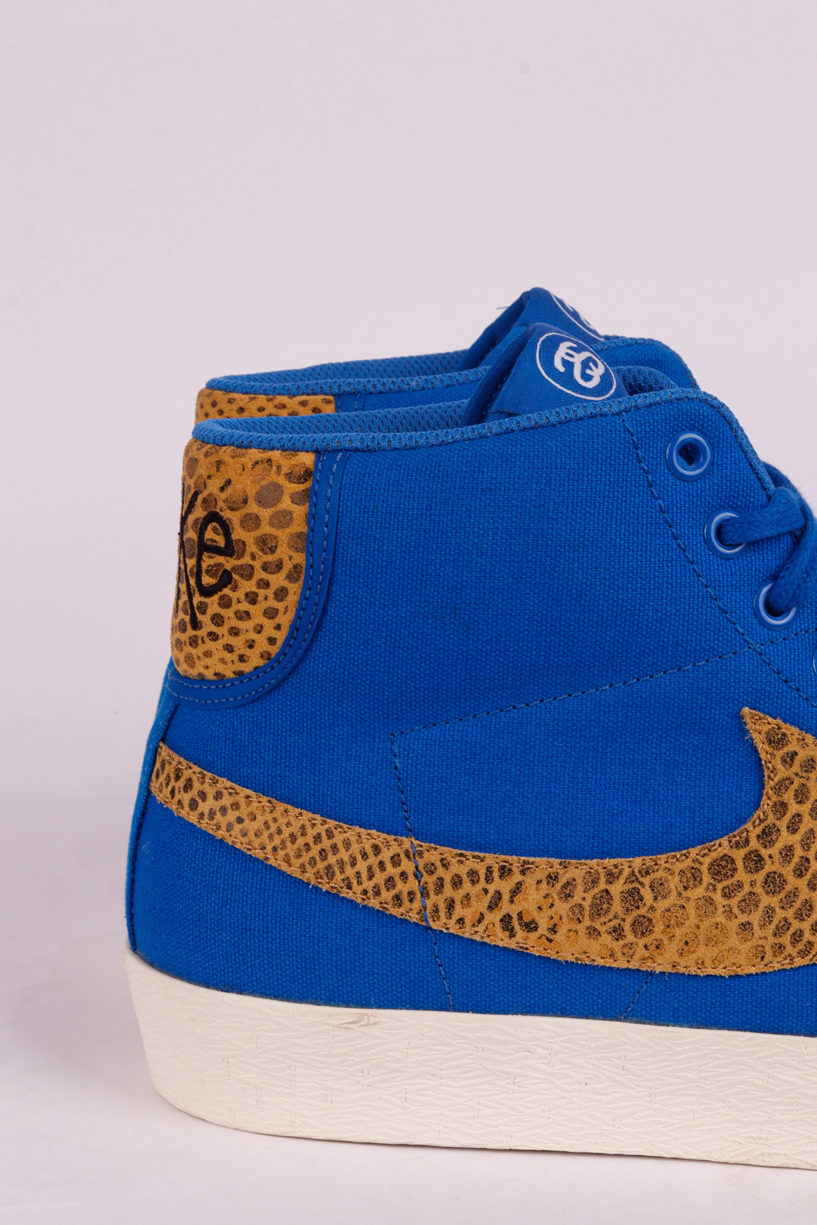 Nike x Stssy Blazer All Court Mid Supreme 'F&F Blue' (2010)