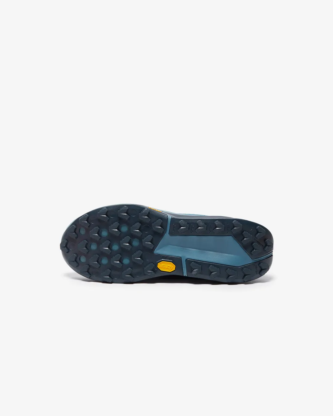 Nike Zegama 2 in Smokey Blue. Armory Navy &amp; Metallic Platinum