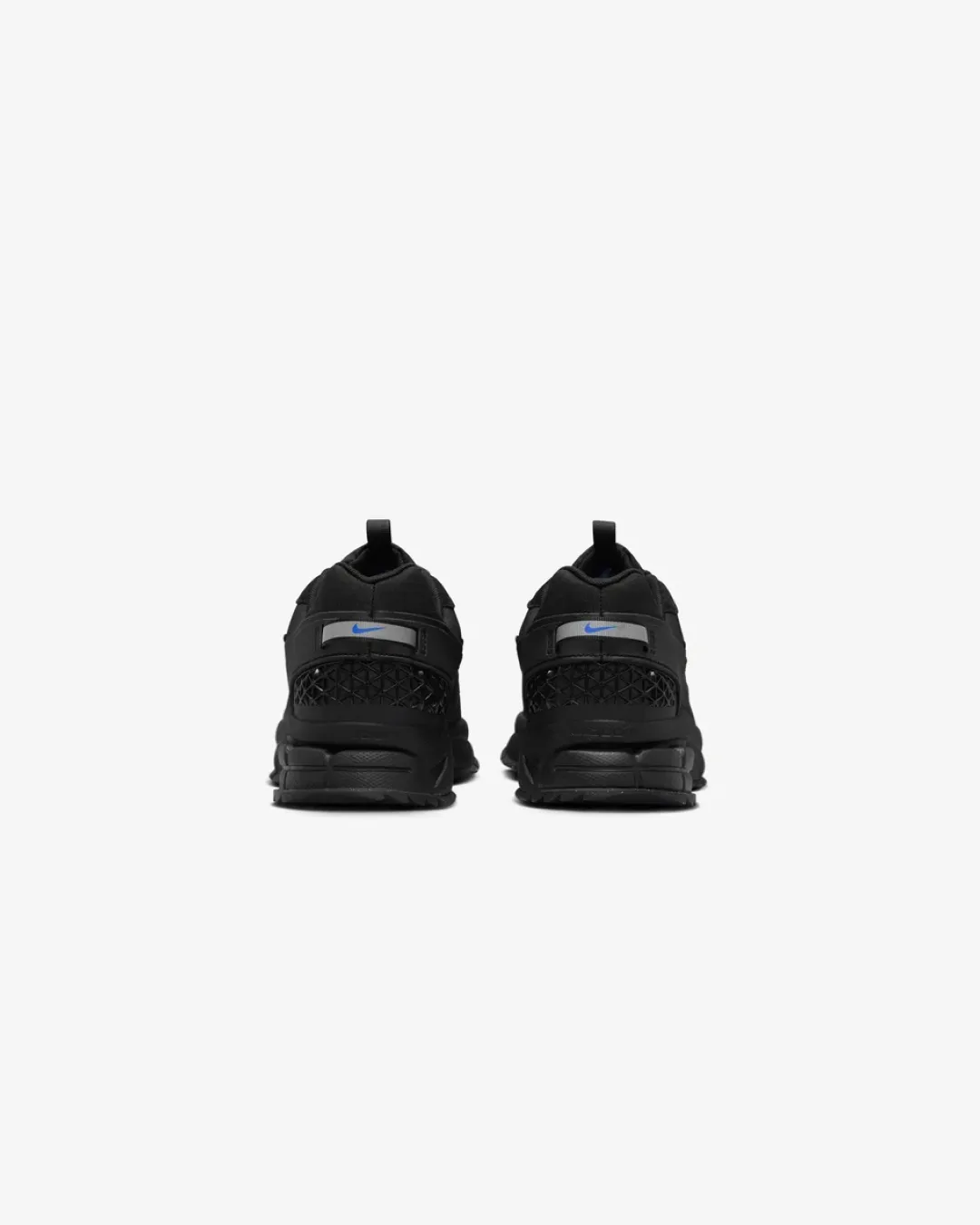 Nike Zoom Vomero 5 Roam 'Black' Sneakers